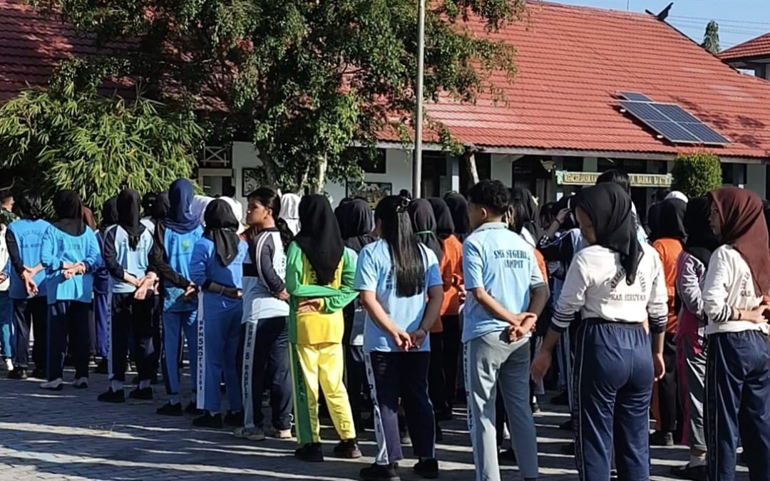 MPLS Ramah SMKN 2 Sampit: Hari Kedua, Semangat Masih Membara